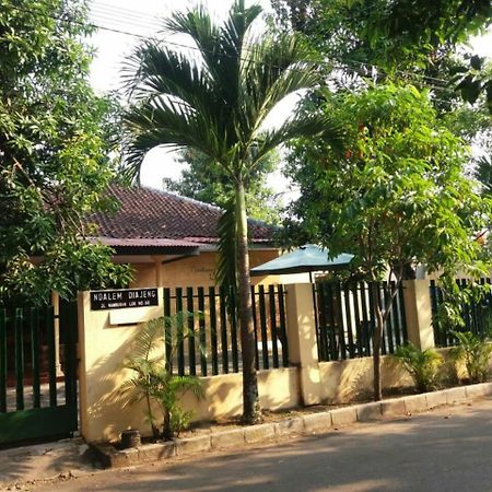 Ndalem Diajeng Apartment Yogyakarta Ngoại thất bức ảnh